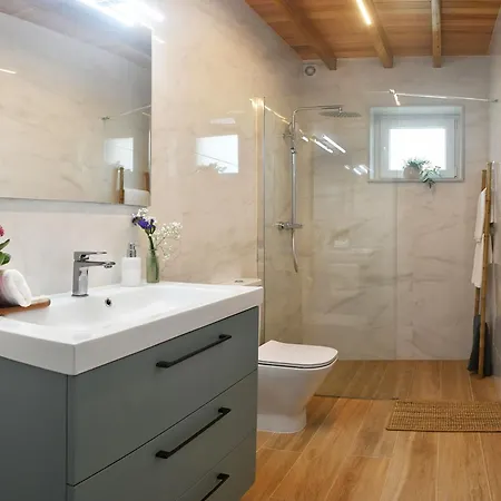 La Fontaine Holiday home *